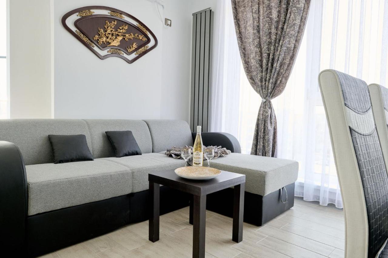 Moon Sea View Apartment - Spa N Pools Resort مامايا المظهر الخارجي الصورة