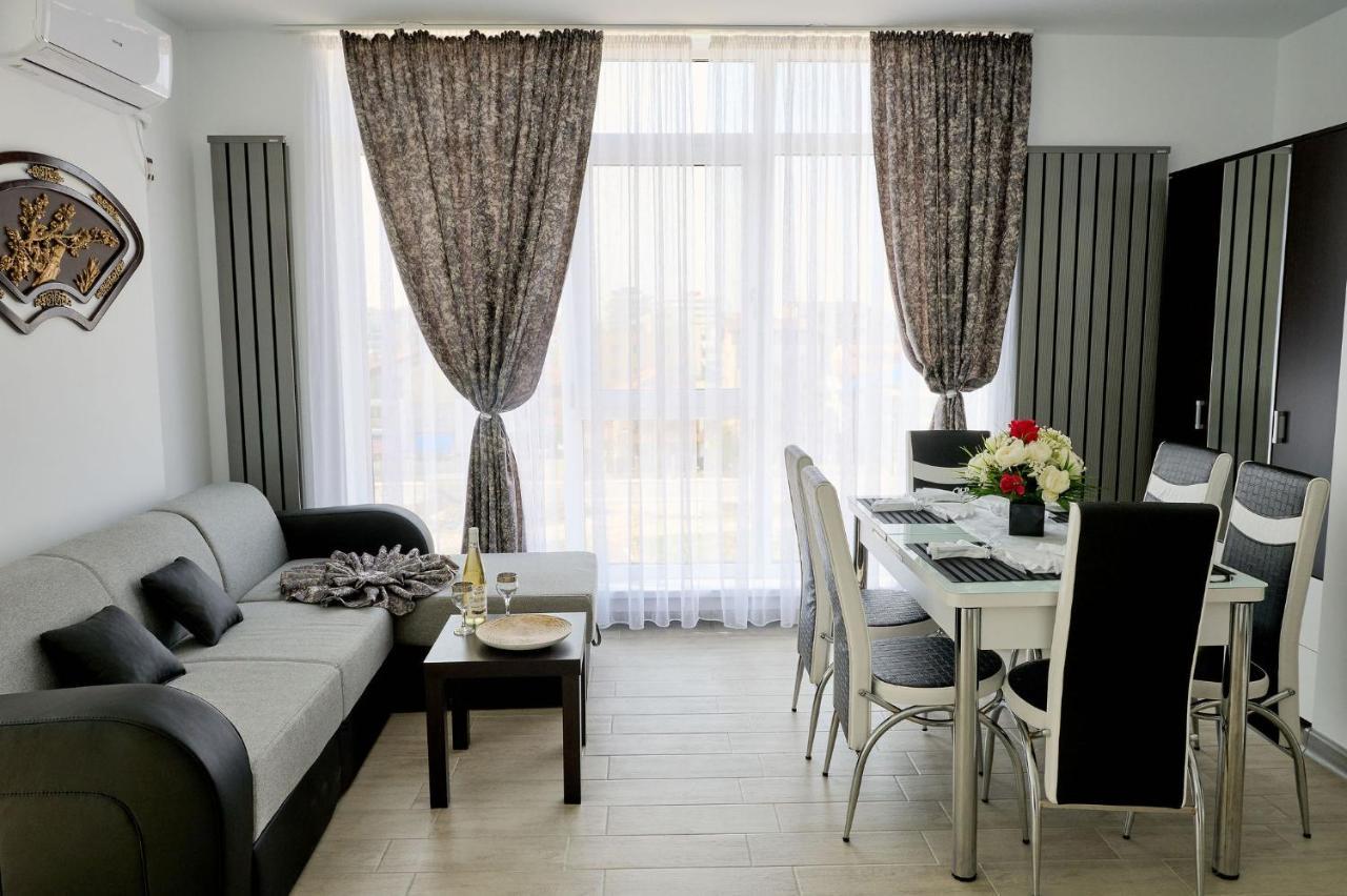 Moon Sea View Apartment - Spa N Pools Resort مامايا المظهر الخارجي الصورة