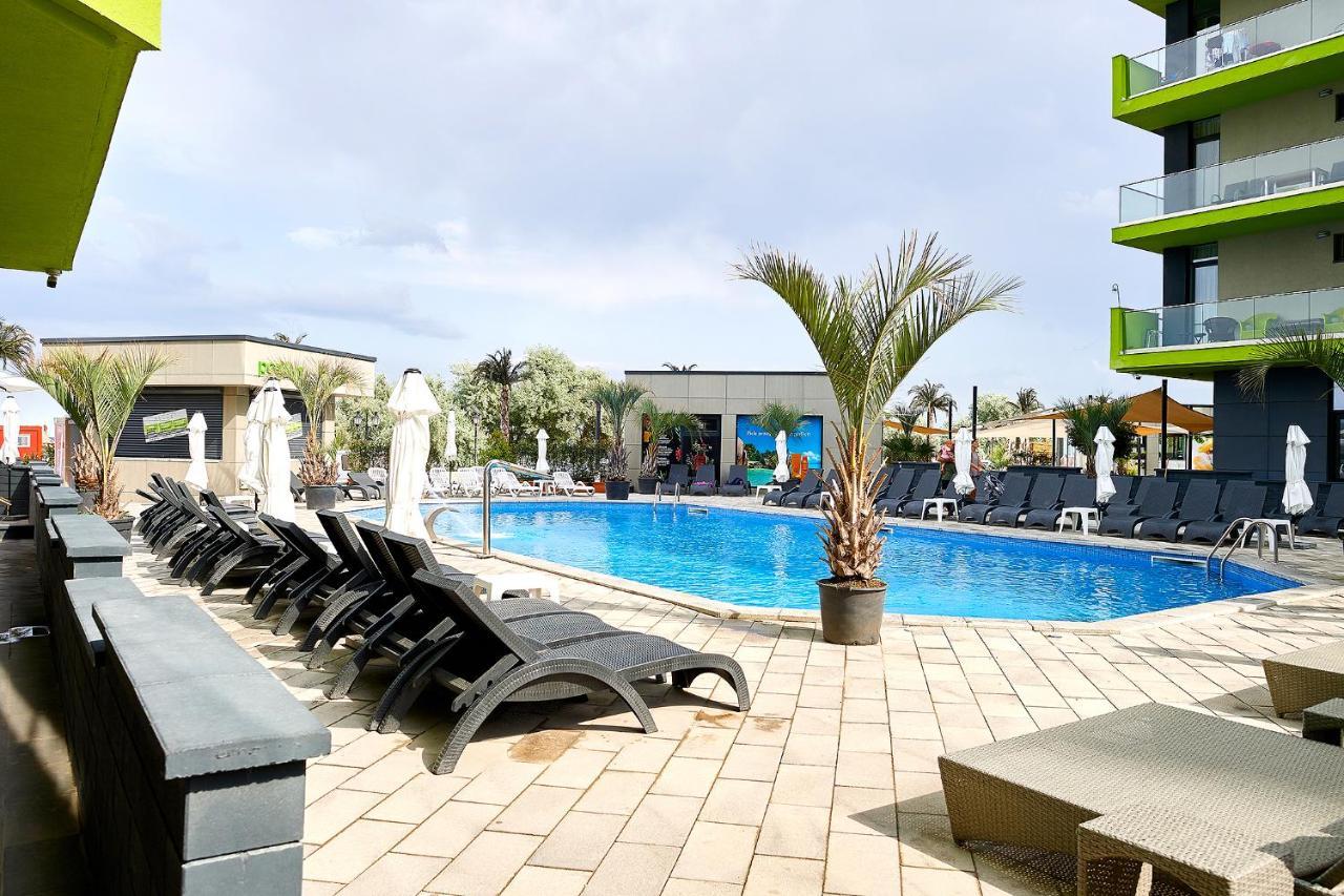 Moon Sea View Apartment - Spa N Pools Resort مامايا المظهر الخارجي الصورة